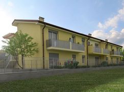 Casa Bi/Trifamiliare in Residenziale