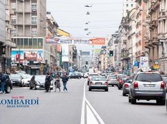 Attività/Licenza (con o senza mura) in Commerciale