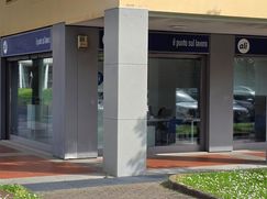Negozio/Locale commerciale in Commerciale