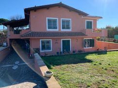 Villa in Residenziale