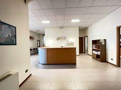 Ufficio in Commerciale