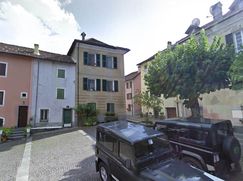 Casa Bi/Trifamiliare in Residenziale