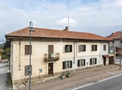 Casa Bi/Trifamiliare in Residenziale