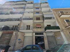 Negozio/Locale commerciale in Commerciale