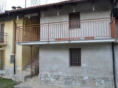 Casa Bi/Trifamiliare in Residenziale
