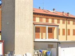 Casa Bi/Trifamiliare in Residenziale