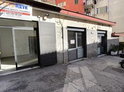 Negozio/Locale commerciale in Commerciale