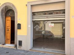 Negozio/Locale commerciale in Commerciale