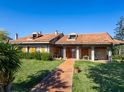 Villa in Residenziale
