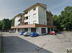Negozio/Locale commerciale in Commerciale