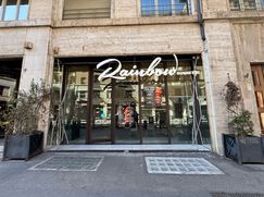 Attività/Licenza (con o senza mura) in Commerciale