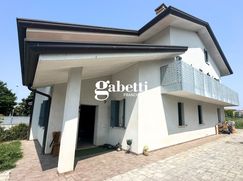 Casa indipendente in Residenziale