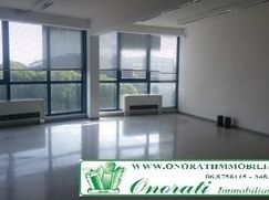 Ufficio in Commerciale