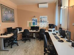 Ufficio in Commerciale