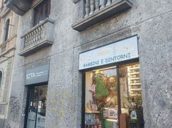 Negozio/Locale commerciale in Commerciale
