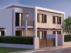 Casa Bi/Trifamiliare in Residenziale