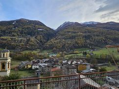 Casa Bi/Trifamiliare in Residenziale