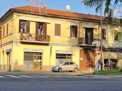 Negozio/Locale commerciale in Commerciale