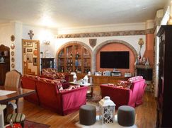 Casa Bi/Trifamiliare in Residenziale