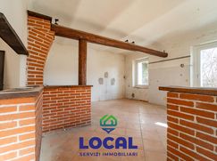 Casa Bi/Trifamiliare in Residenziale