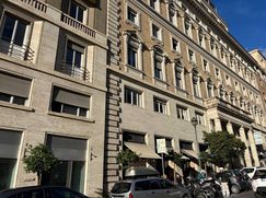 Ufficio in Commerciale