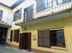 Casa Bi/Trifamiliare in Residenziale