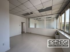 Ufficio in Commerciale