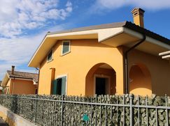 Casa indipendente in Residenziale