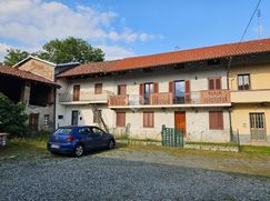 Casa Bi/Trifamiliare in Residenziale