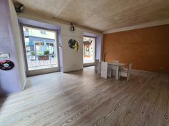 Negozio/Locale commerciale in Commerciale