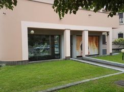 Negozio/Locale commerciale in Commerciale