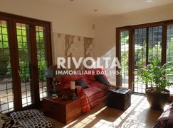 Casa Bi/Trifamiliare in Residenziale