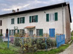 Casa Bi/Trifamiliare in Residenziale