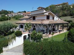 Villa in Residenziale