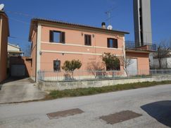 Casa indipendente in Residenziale