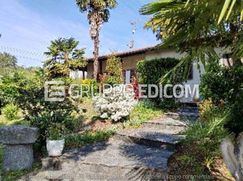 Casa Bi/Trifamiliare in Residenziale