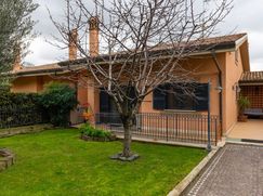Villa in Residenziale