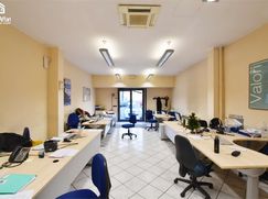 Ufficio in Commerciale