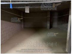 Box/posto auto in Residenziale