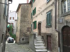 Casa Bi/Trifamiliare in Residenziale