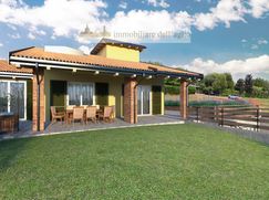 Casa Bi/Trifamiliare in Residenziale