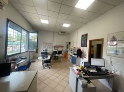Ufficio in Commerciale