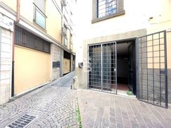 Negozio/Locale commerciale in Commerciale