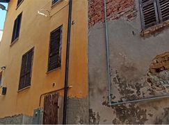 Casa Bi/Trifamiliare in Residenziale