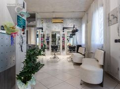 Negozio/Locale commerciale in Commerciale