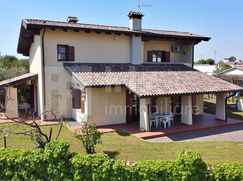 Villa in Residenziale