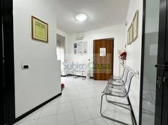 Ufficio in Commerciale