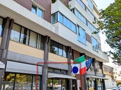 Negozio/Locale commerciale in Commerciale