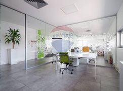 Ufficio in Commerciale