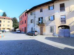 Casa Bi/Trifamiliare in Residenziale